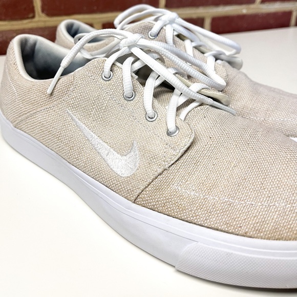 Men’s Nike Canvas Shoes - Picture 10 of 10